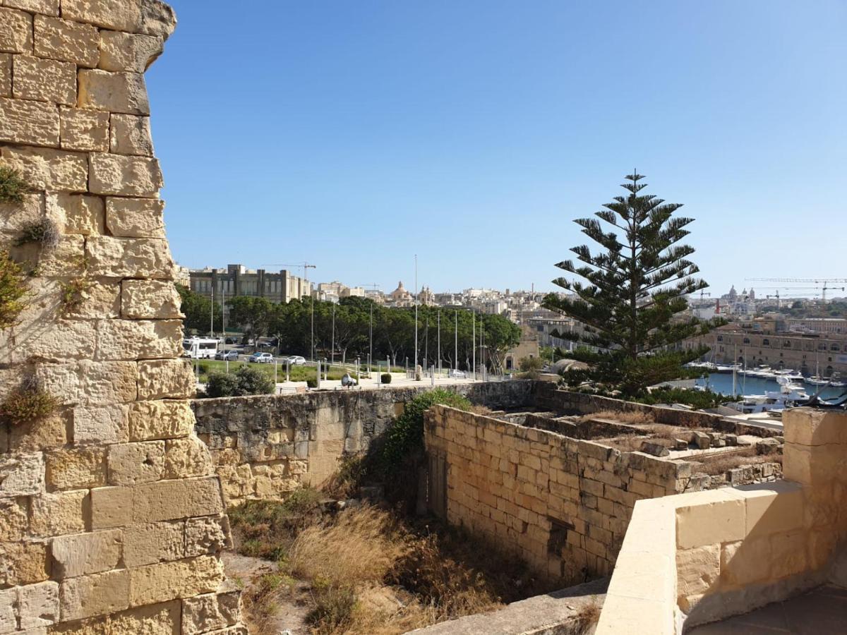 Tifkira Vila Birgu Exterior foto